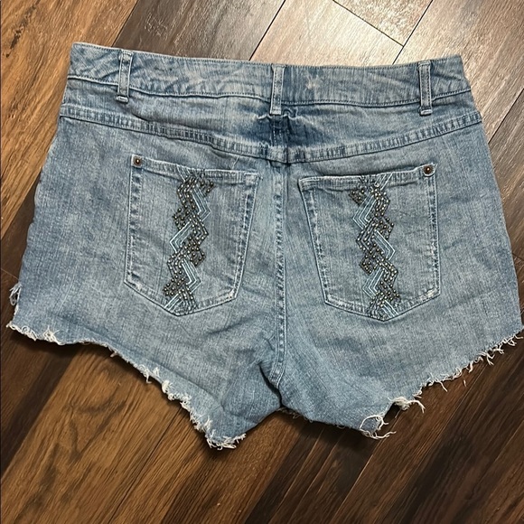 Venezia Blue Distressed Jean Shorts - Picture 4 of 7